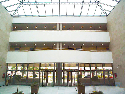 ATRIO CONSEJERÍA DE PRESIDENCIA. VALLADOLID